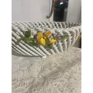 Porcelain woven basket made in Italy with hand painted flowers